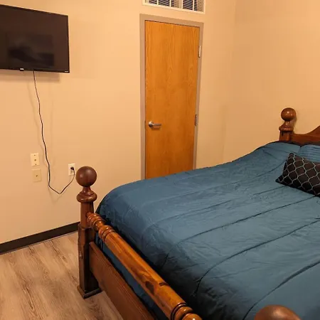 Waterloo Suites Queen 1